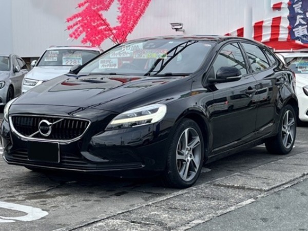 Volvo V40