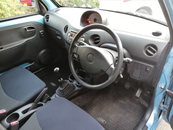 Daihatsu Esse