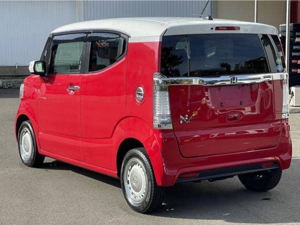 Honda N-Box Slash