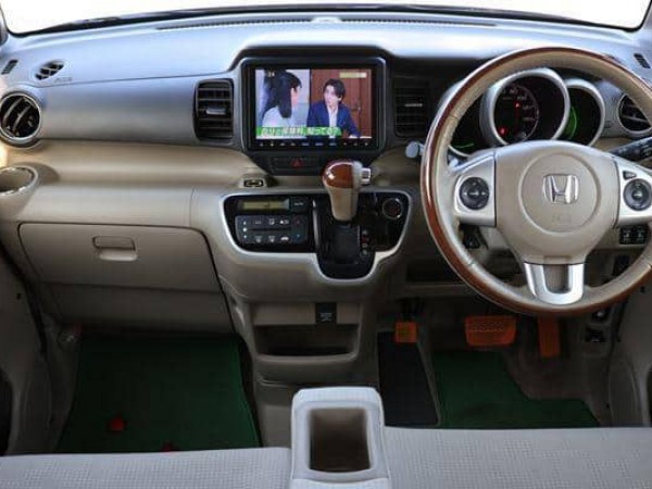 Honda N-Box+