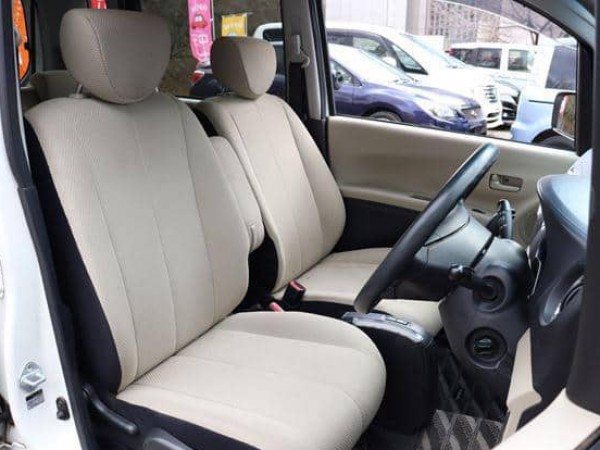 Subaru Lucra