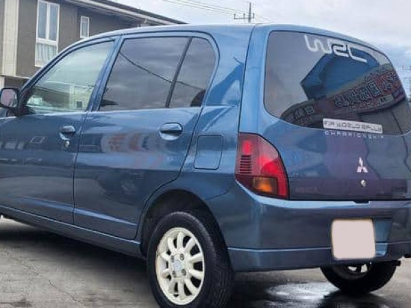 Mitsubishi Minica