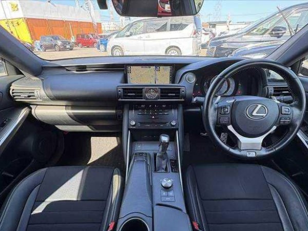 Lexus IS200t