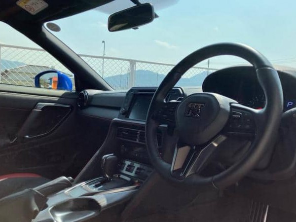 Nissan GT-R