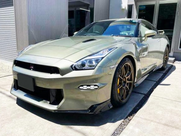 Nissan GT-R