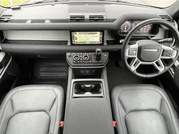 Rover DEFENDER