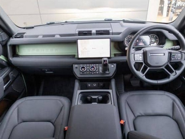 Rover DEFENDER