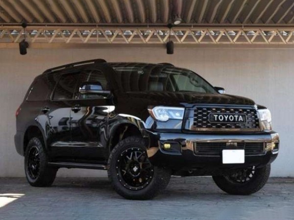 Toyota Sequoia