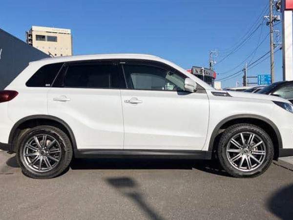 Suzuki Escudo