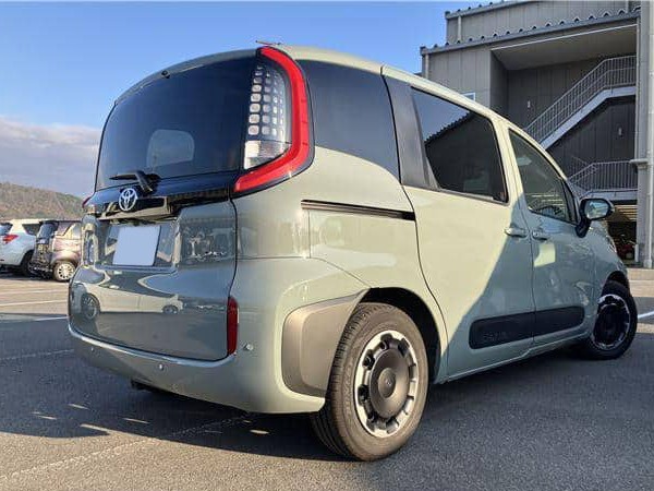 Toyota Sienta