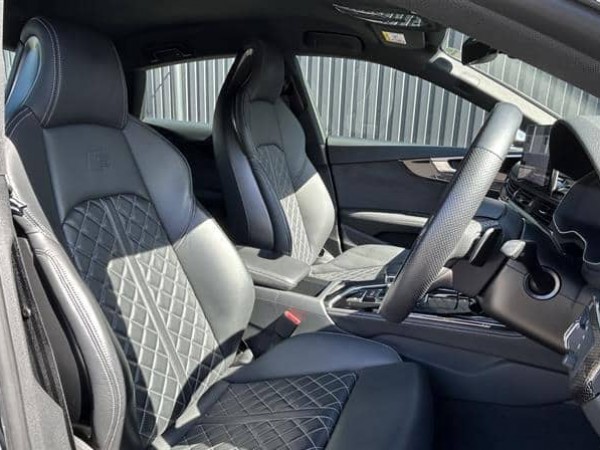 Audi S5