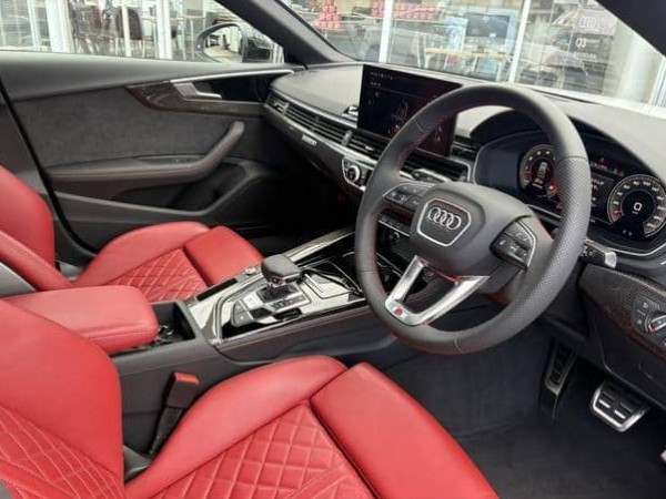 Audi S5