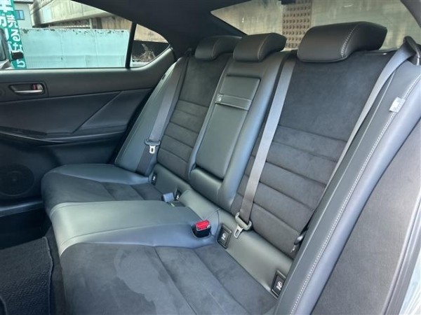 Lexus IS300h