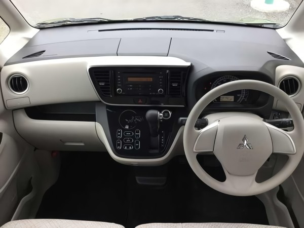 Mitsubishi eK X Space