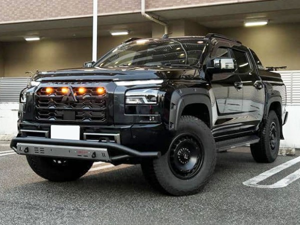 Mitsubishi Triton
