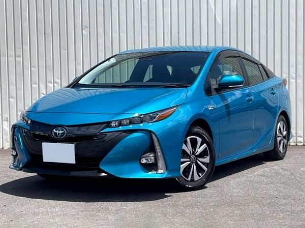 Toyota Prius PHV