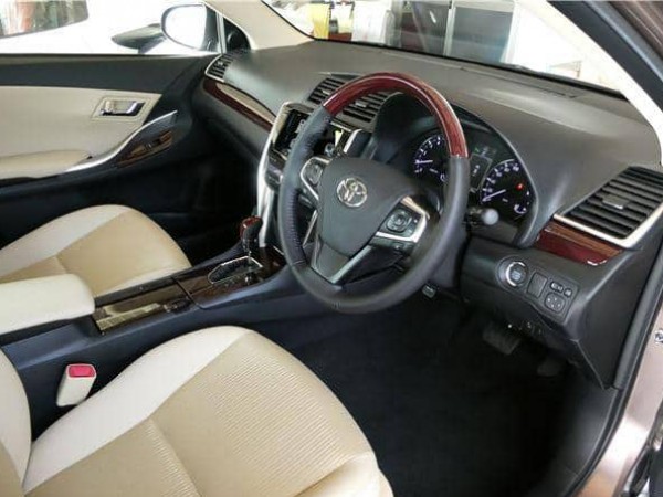 Toyota Premio