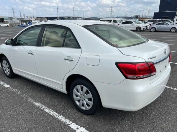 Toyota Premio