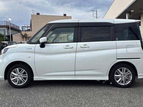 Suzuki Solio