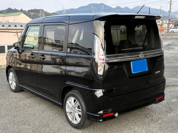 Suzuki Solio