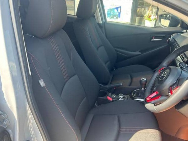 Mazda Mazda2