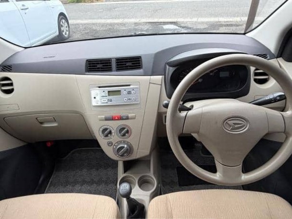 Daihatsu Mira