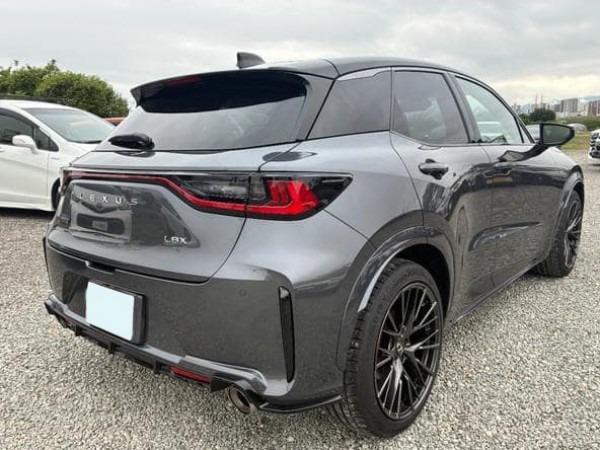 Lexus LBX