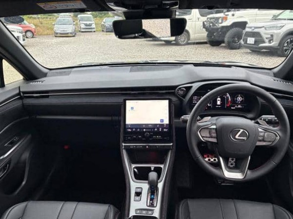 Lexus LBX