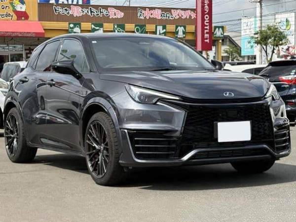 Lexus LBX