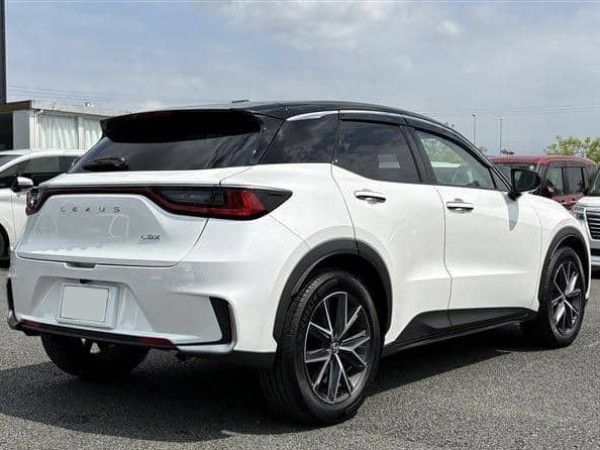 Lexus LBX