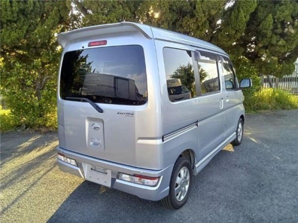Daihatsu Atrai