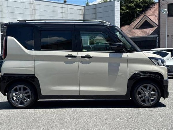 Mitsubishi Delica Mini