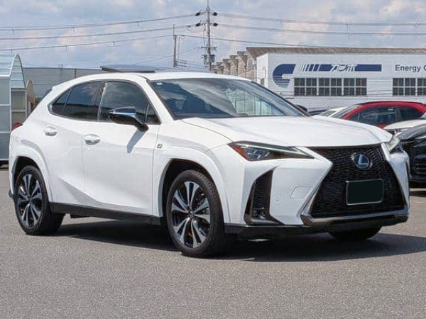 Lexus UX200