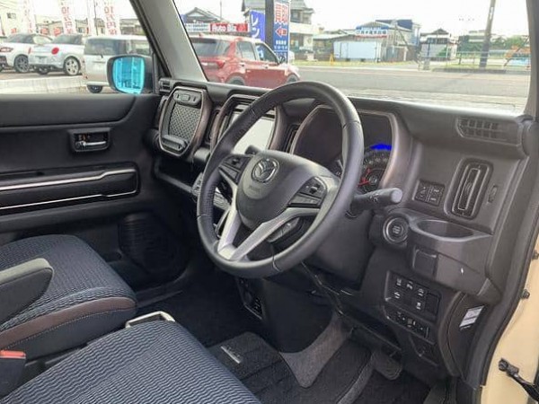 Mazda Flair Crossover