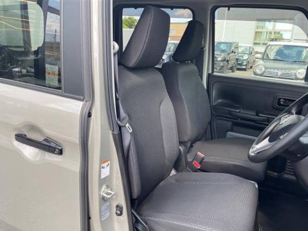Suzuki Spacia
