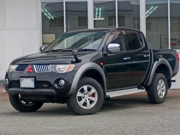 Mitsubishi Triton