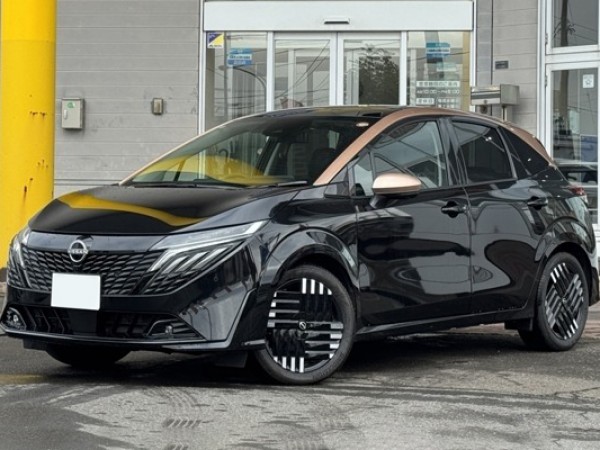 Nissan Aura