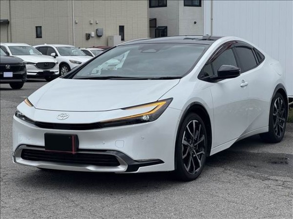 Toyota Prius PHV