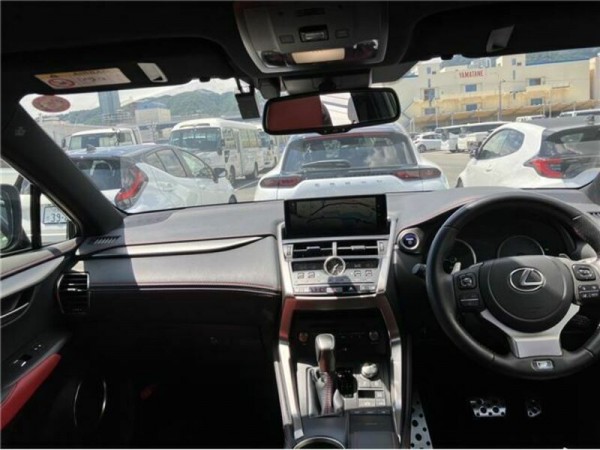 Lexus NX300h