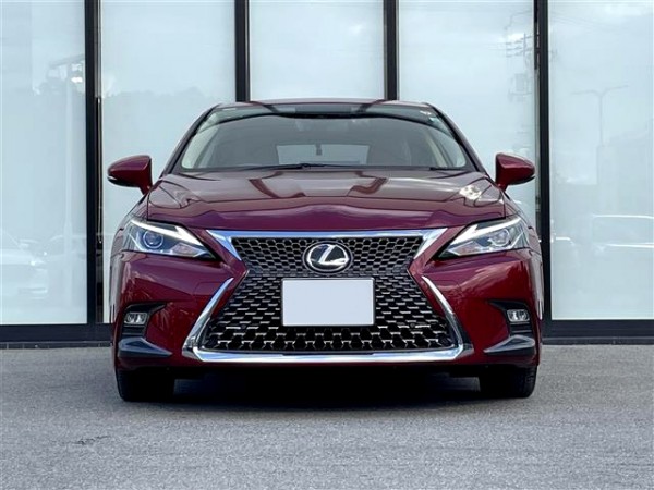 Lexus CT200h
