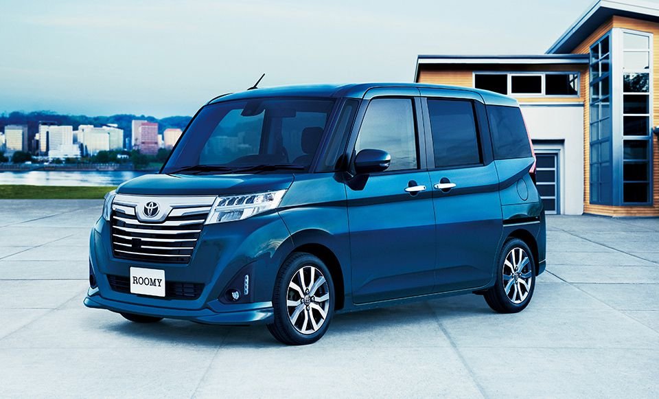 Toyota Roomy из Японии
