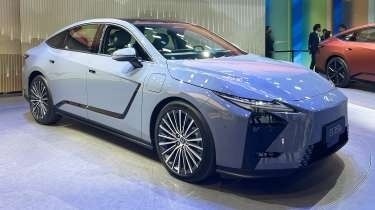 Новый ES 350e