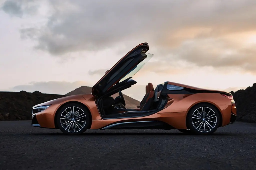 BMW I8