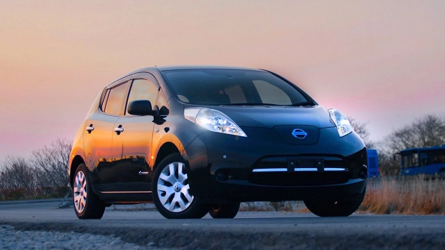 NISSAN LEAF [X] ХЭДЛАЙНЕР МИРОВЫХ ЭЛЕКТРОКАРОВ ДЕШЕВО И ЭКОЛОГИЧНО