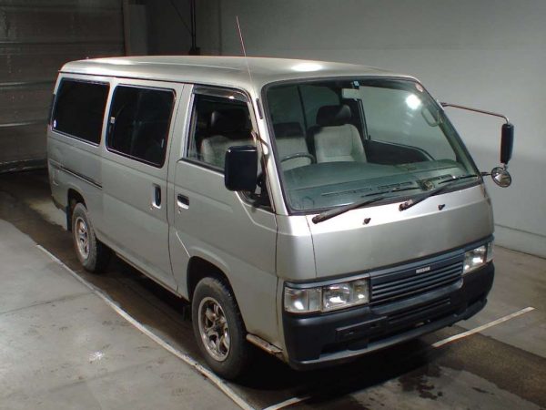 Nissan Caravan 24