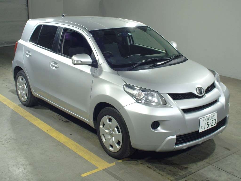 Toyota ist 2010 РіРѕРґ