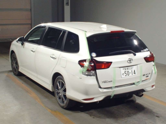 Toyota Corolla Fielder 2017 Tuning